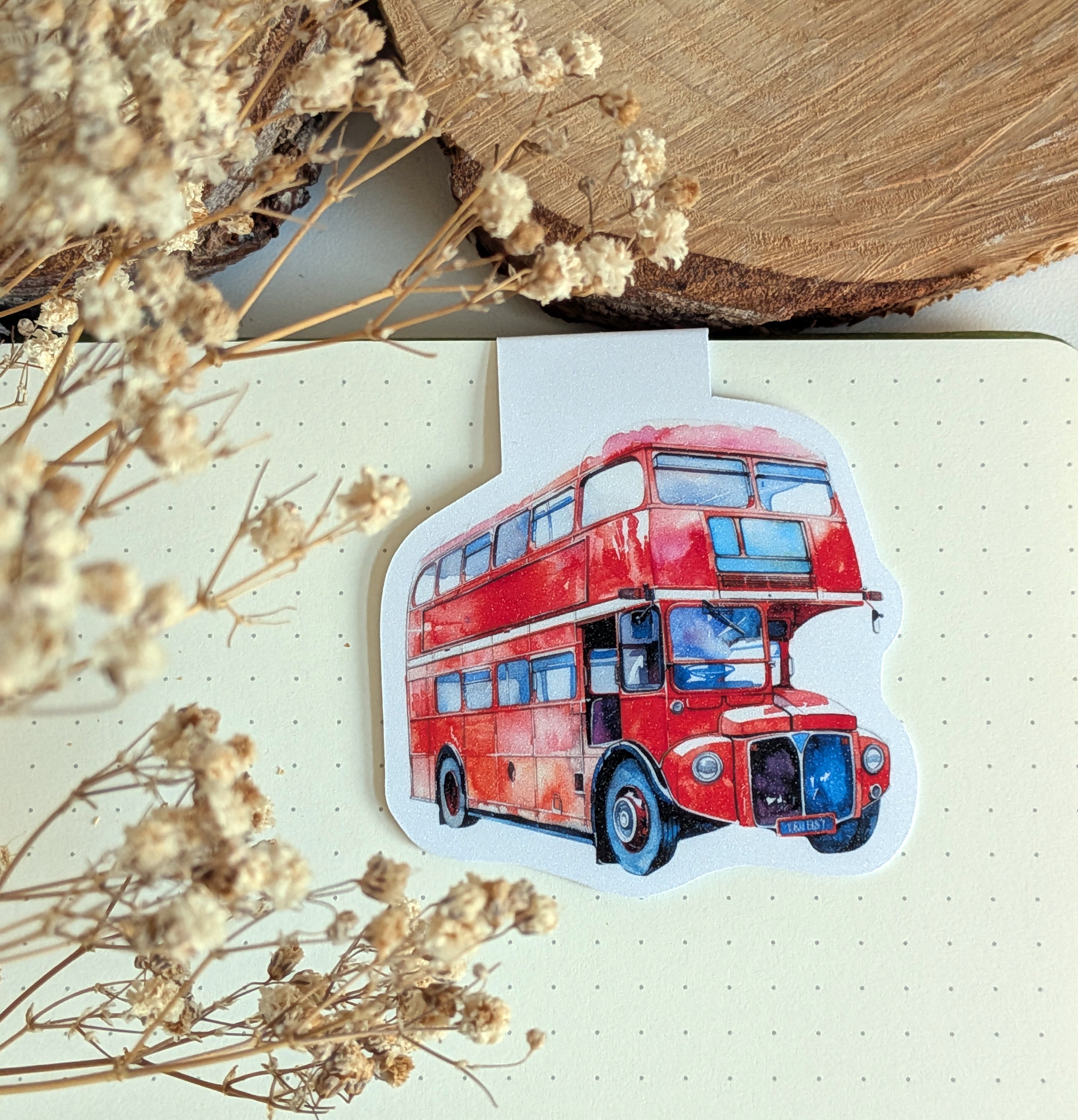 Red bus Magnetic Bookmark. London Gift Page Marker. Reading Souvenir Magnet